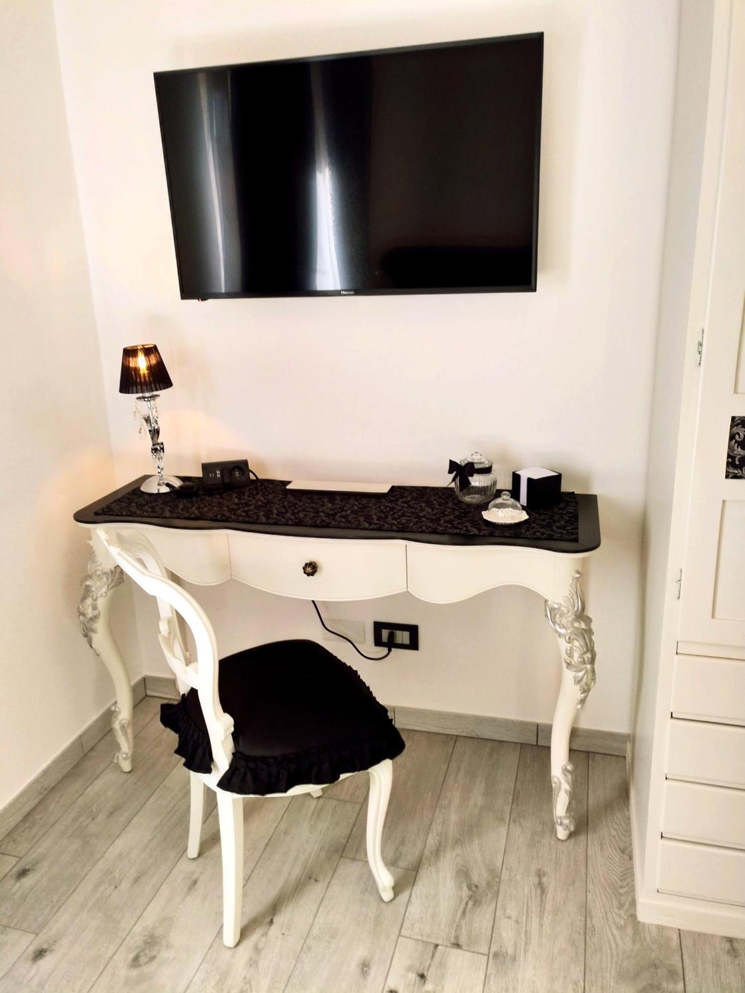 Alloggio Turistico Giulietta E Romeo - Intero Appartamento - Villafranca Di Verona, Zimmer, Holiday Rooms Ngoại thất bức ảnh